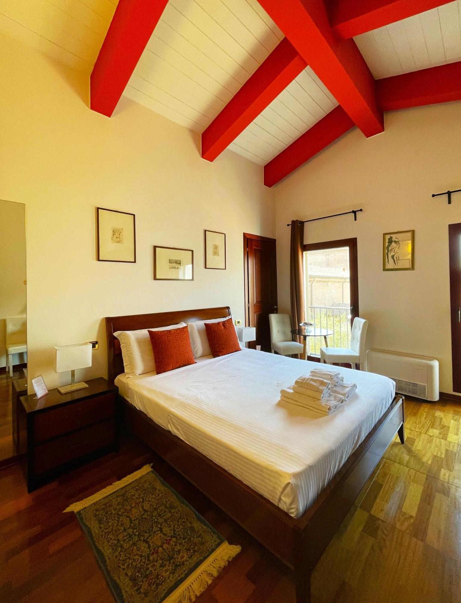 Ego' Aparthotel Ferrara